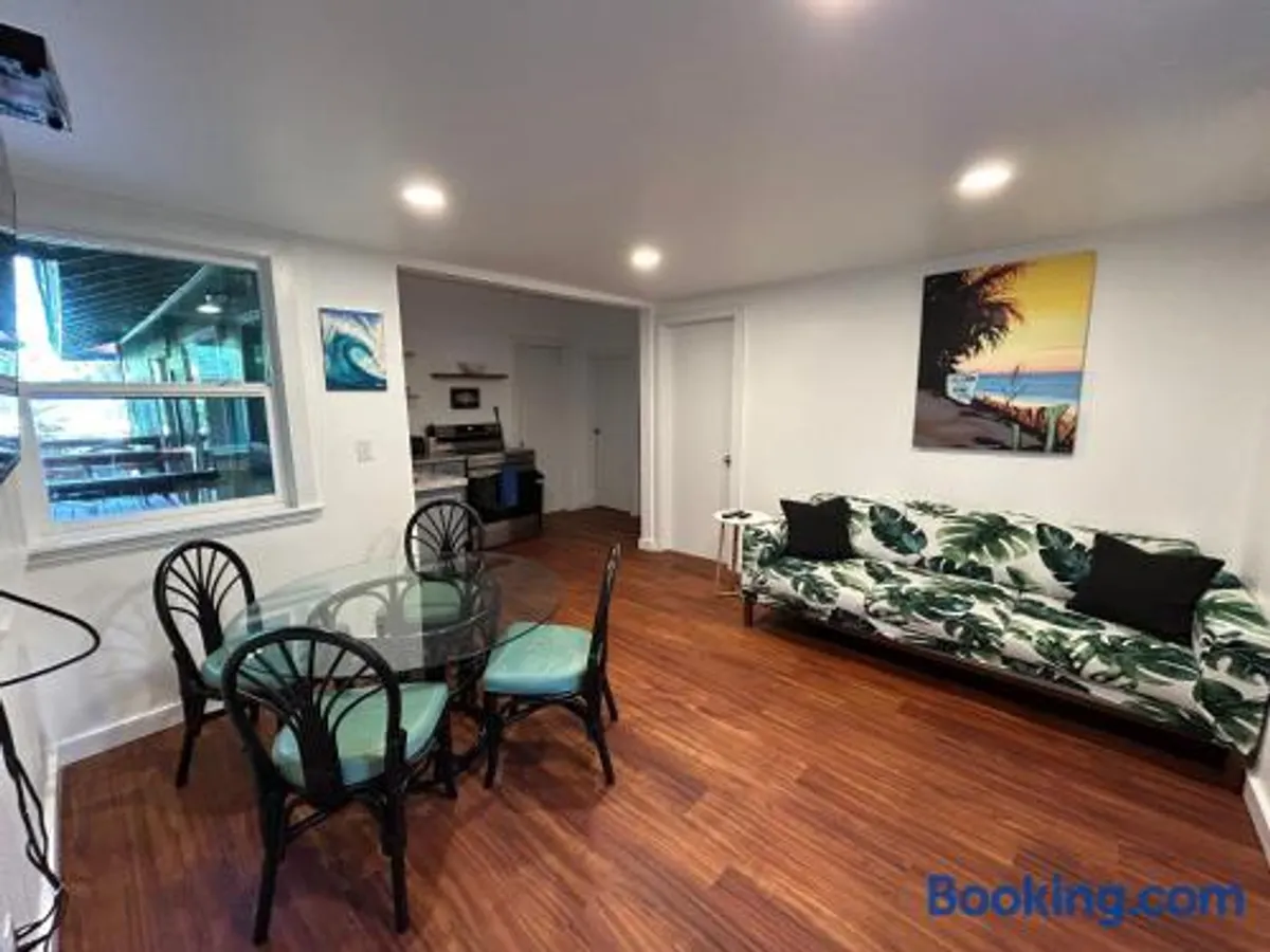 Image of Backpackers Vacation Inn and Plantation Village