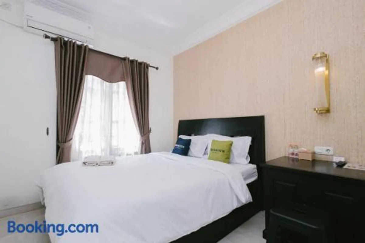 Image of Urbanview Hotel Sultan Palace Malang by RedDoorz