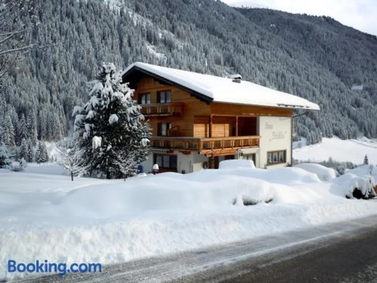 Image of Haus Veidlis, Familie Obkircher