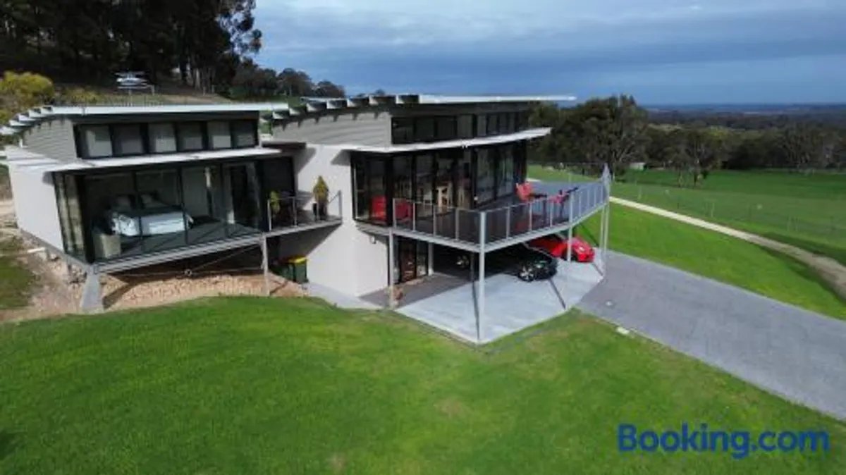 Image of McLaren Eye