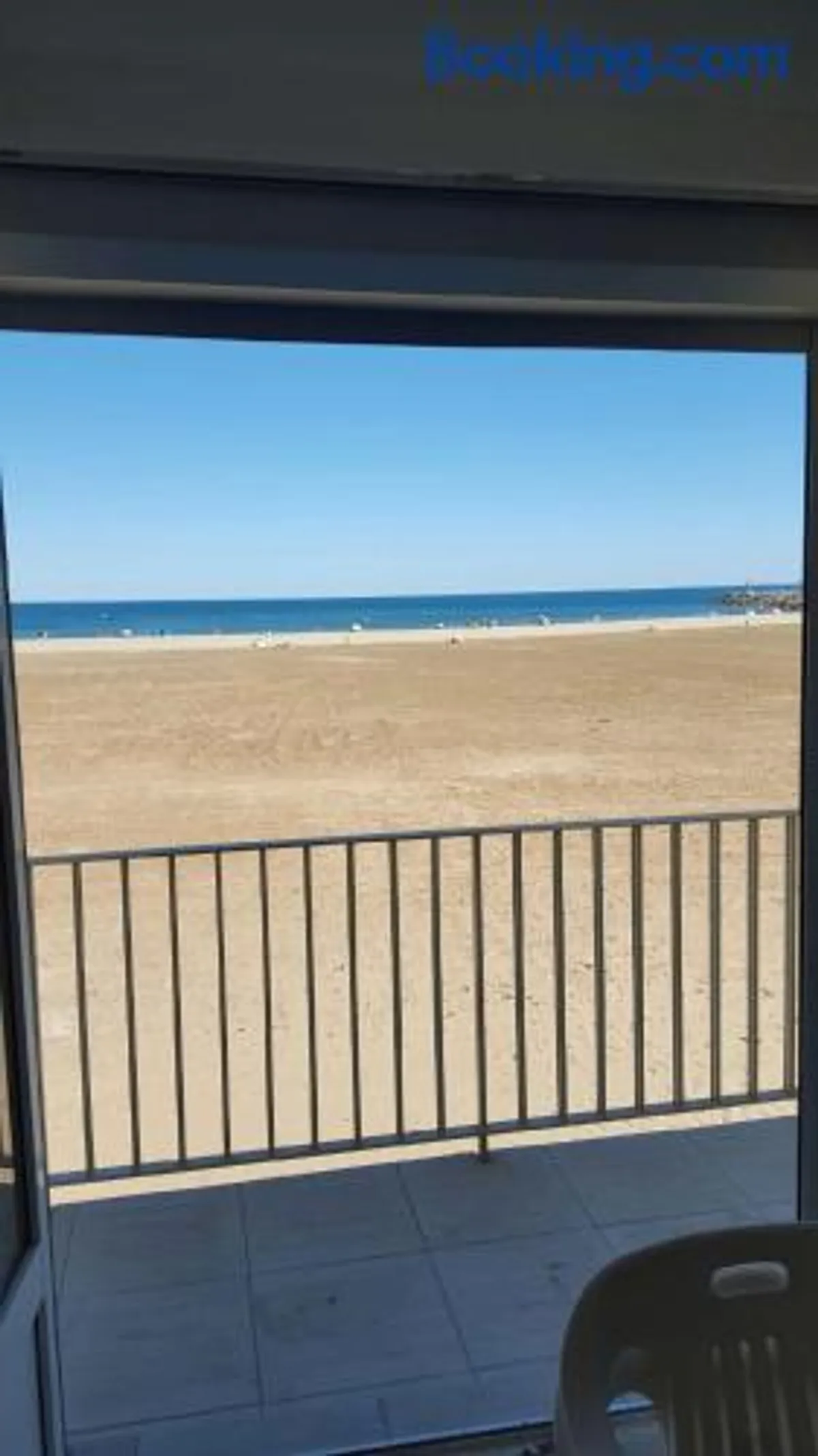 Image of Les Corsaires direct plage près du port