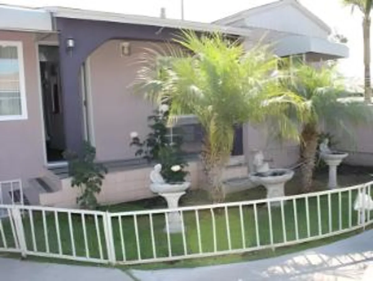 Image of Apache Inn