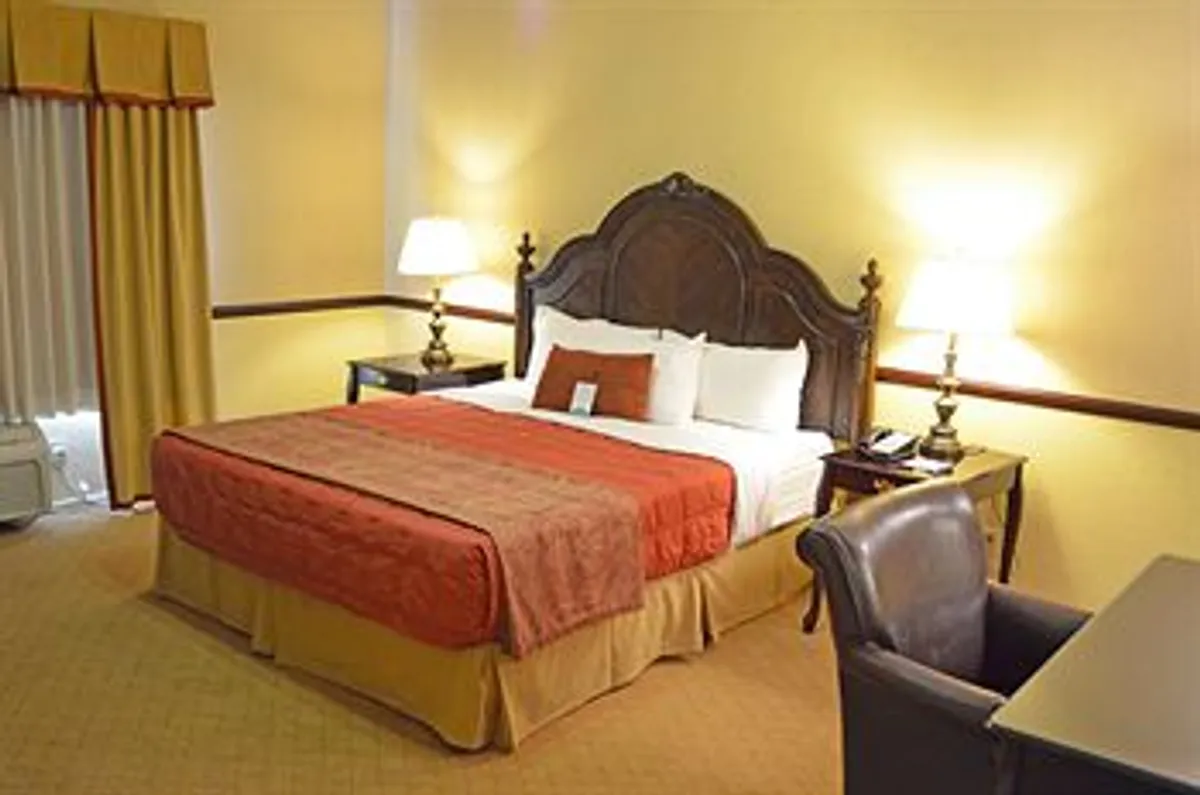 Image of Folk Inn Ontario Airport