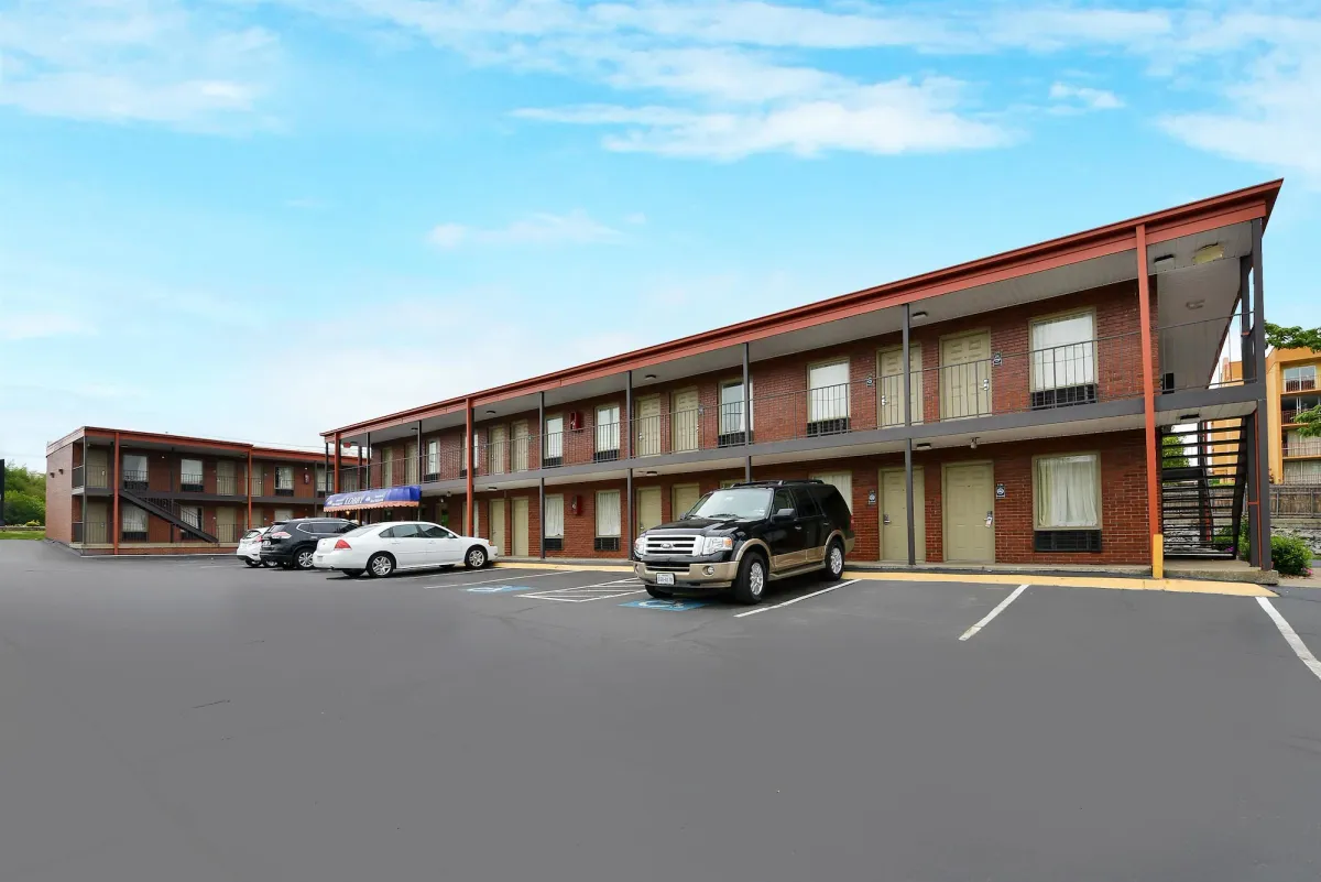 Image of Americas Best Value Inn Near Downtown Nashville