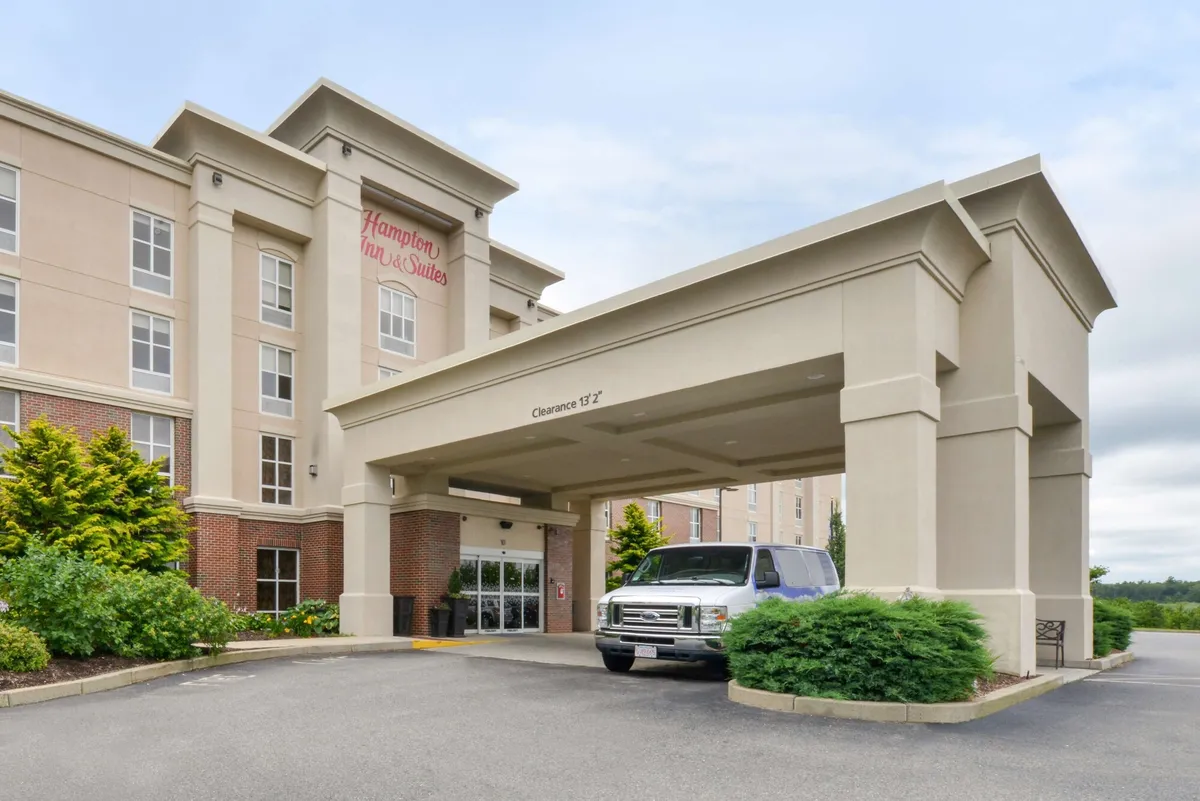 Image of Hampton Inn & Suites Plymouth