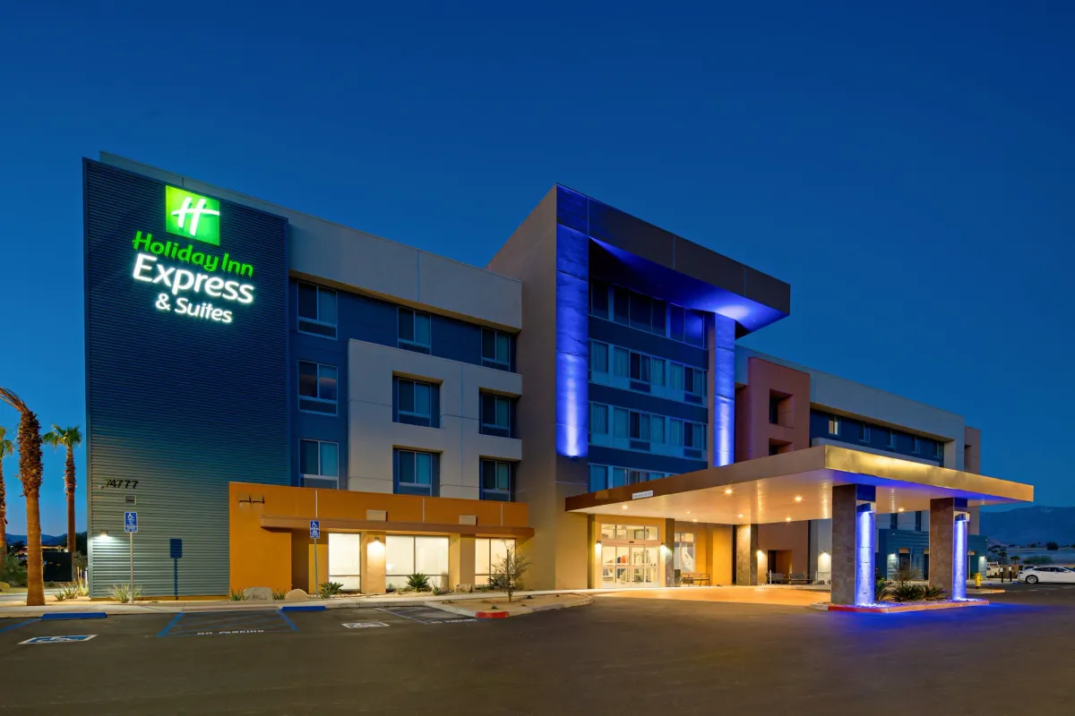 Image of Holiday Inn Express & Suites Palm Desert - Millennium by IHG