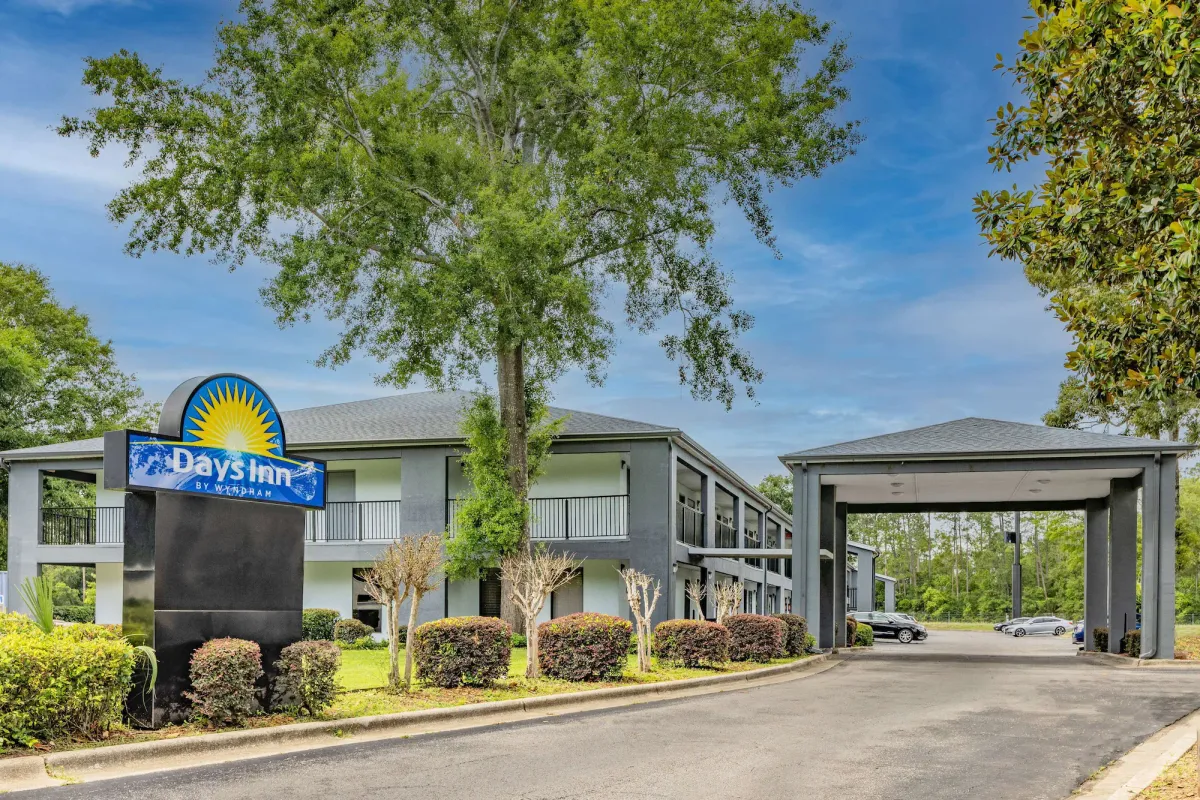 Image of Days Inn by Wyndham Pensacola I-10