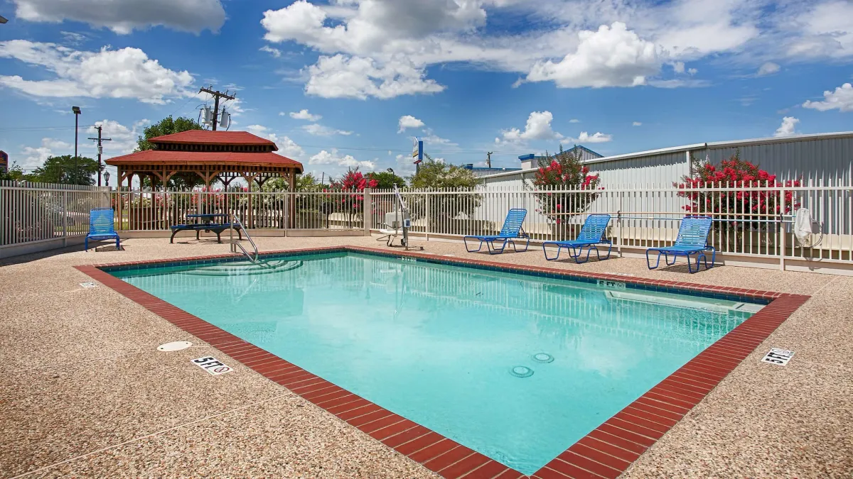 Image of Best Western Limestone Inn and Suites