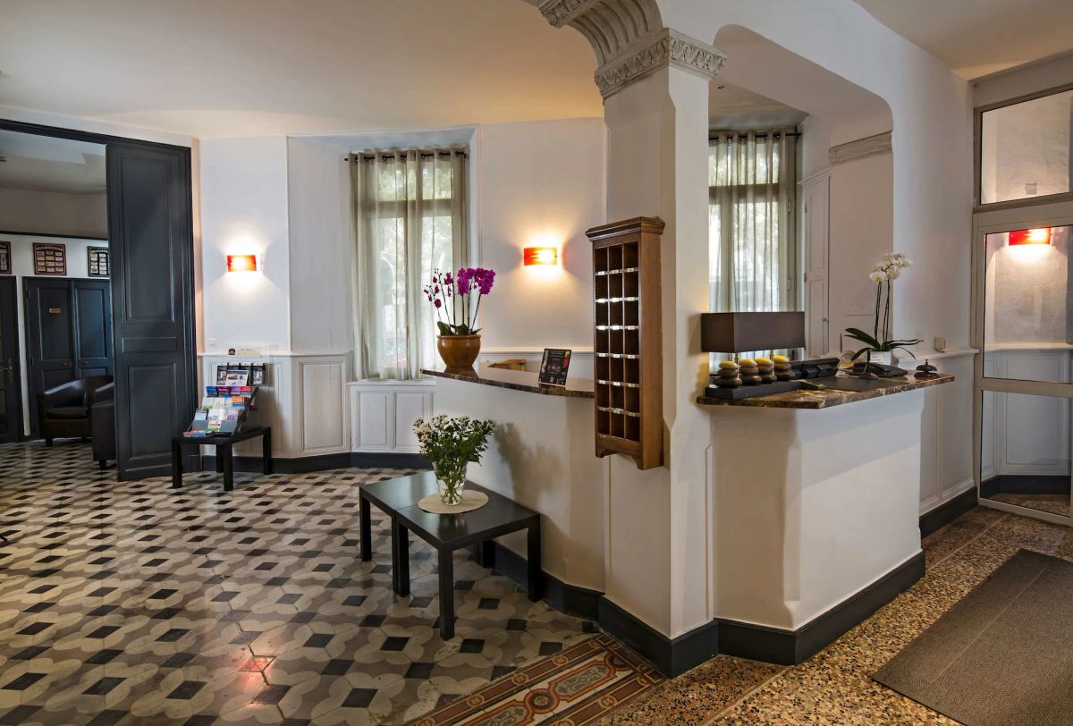 Image of Best Western Le Comtadin