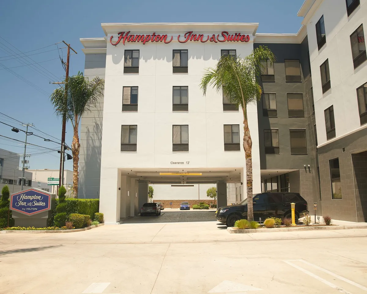 Image of Hampton Inn & Suites Los Angeles/Sherman Oaks