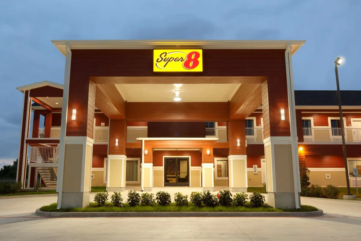 Image of Super 8 by Wyndham Carrizo Springs