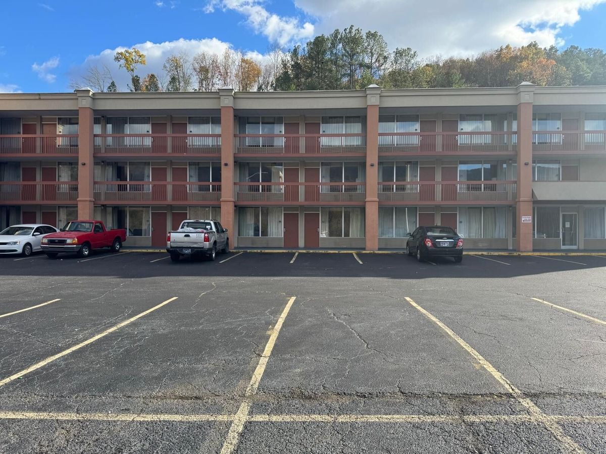 Image of OYO Hotel Harriman near I-40