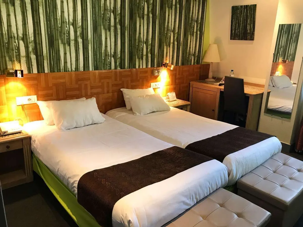 Image of Brit Hotel Aux Sacres Reims, Centre Historique