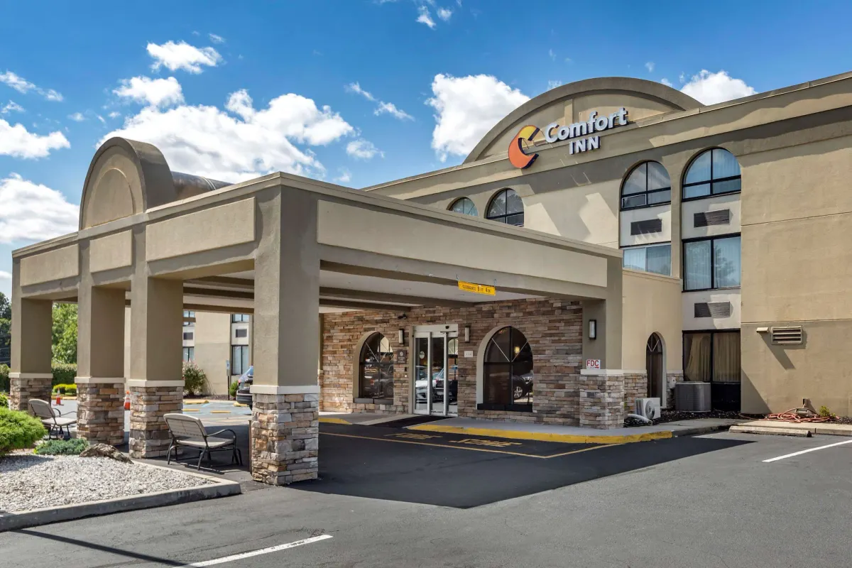 Image of Comfort Inn Edison - New Brunswick