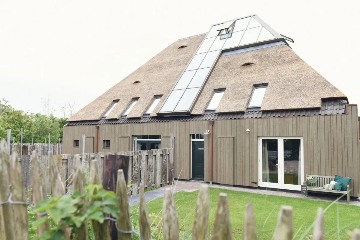 Image of Appealing Farmhouse by the Beach
