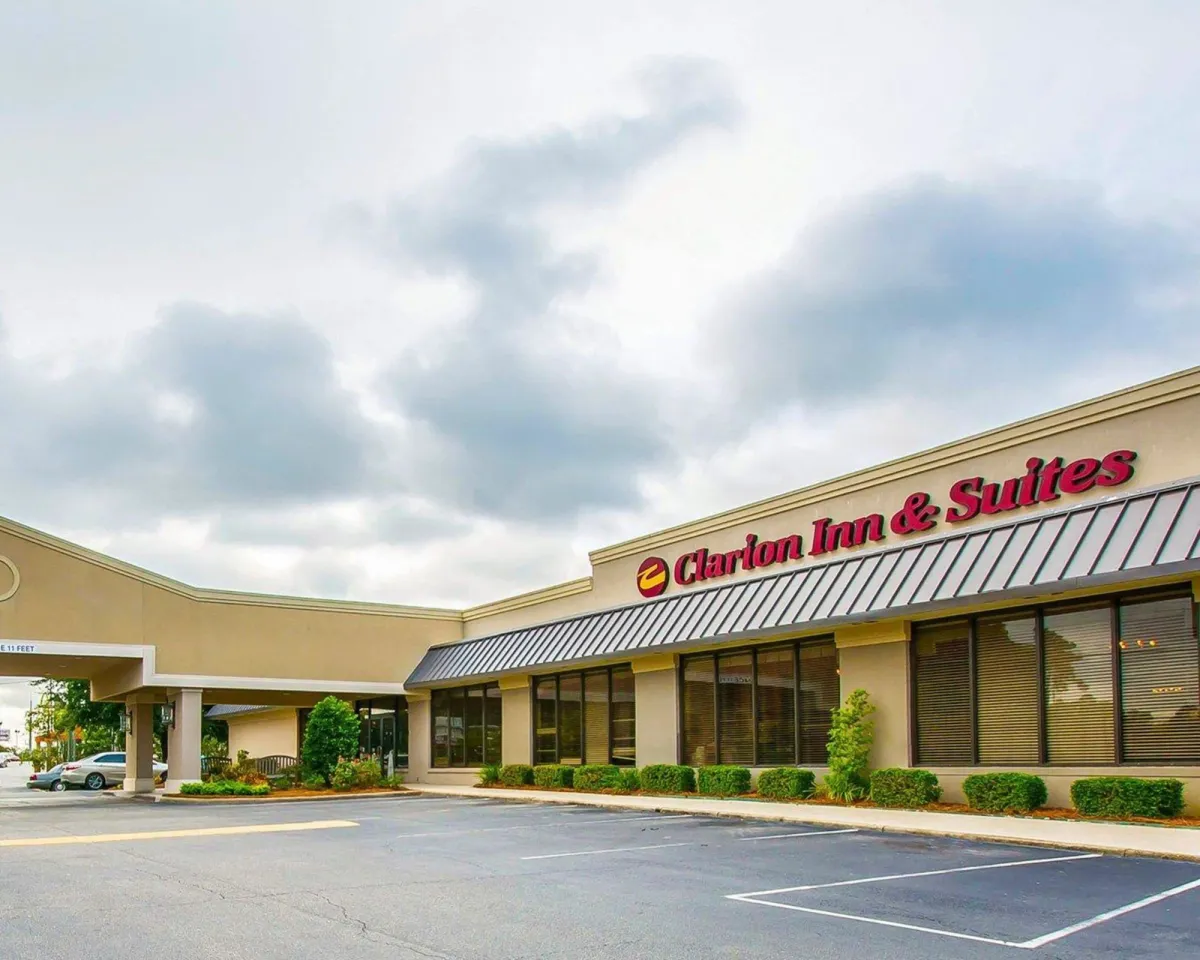 Image of Clarion Inn & Suites Dothan South