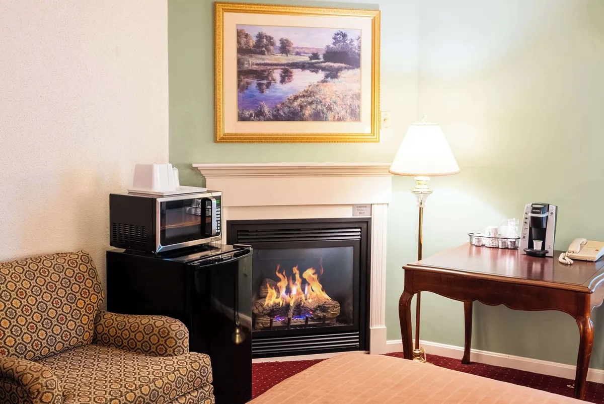 Image of Fireside Inn and Suites Bangor