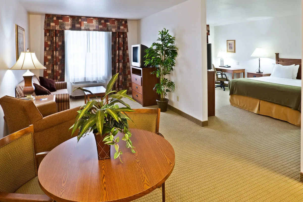 Image of Holiday Inn Express Hotel & Suites Oklahoma City - Bethany by IHG