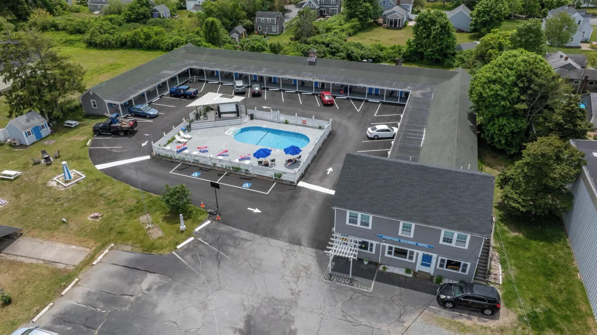 Image of Jonathan Edwards Motel