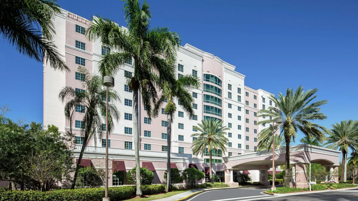 Image of DoubleTree by Hilton Sunrise - Sawgrass Mills