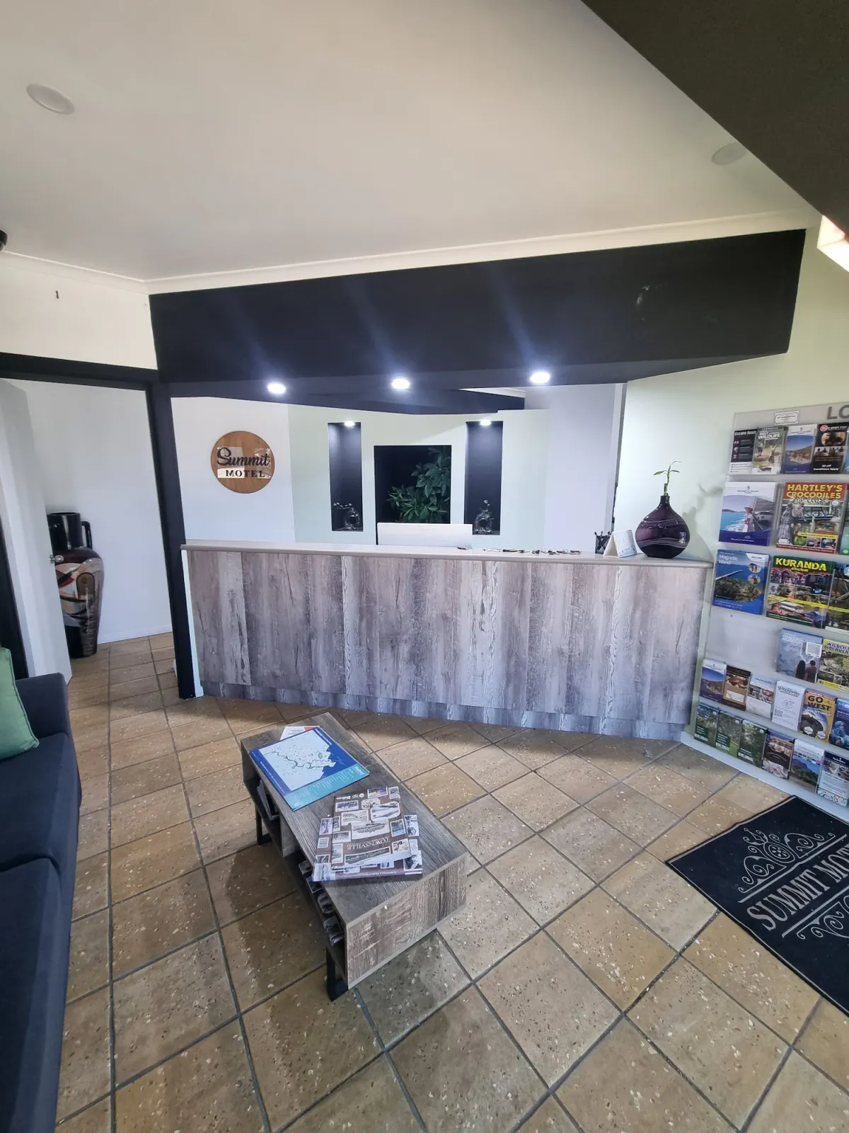 Image of Summit Motel