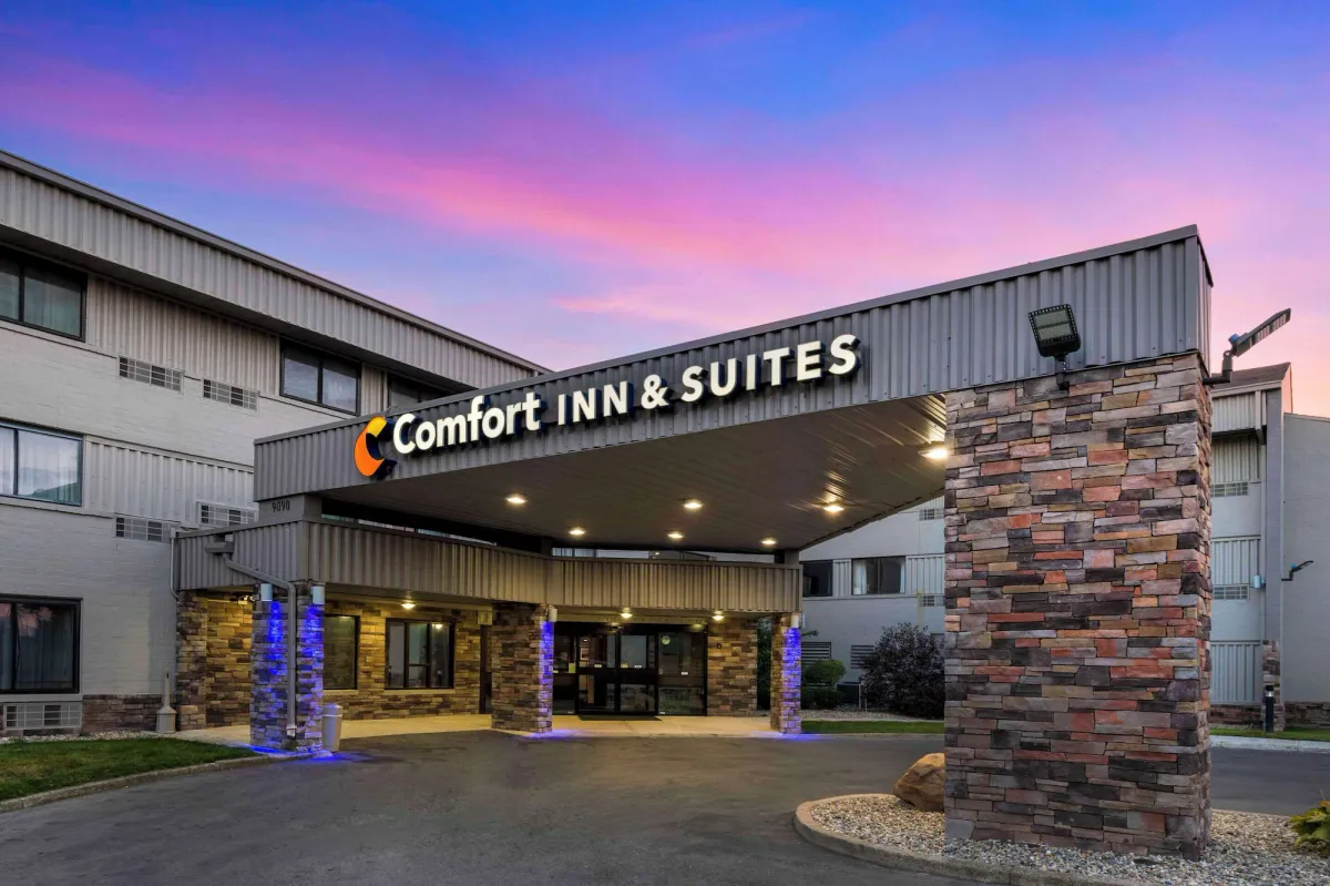 Image of Comfort Inn & Suites North at the Pyramids