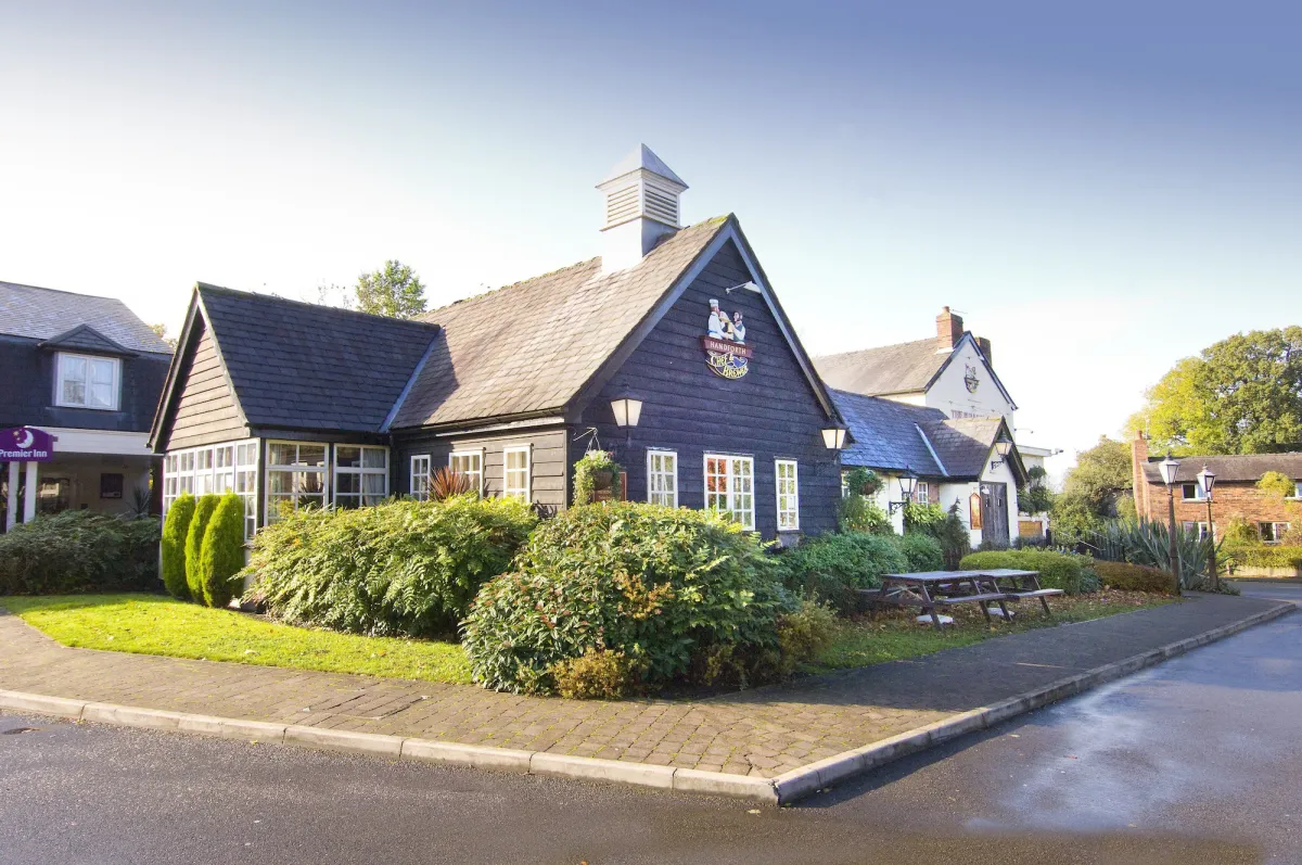 Image of Premier Inn Manchester - Handforth