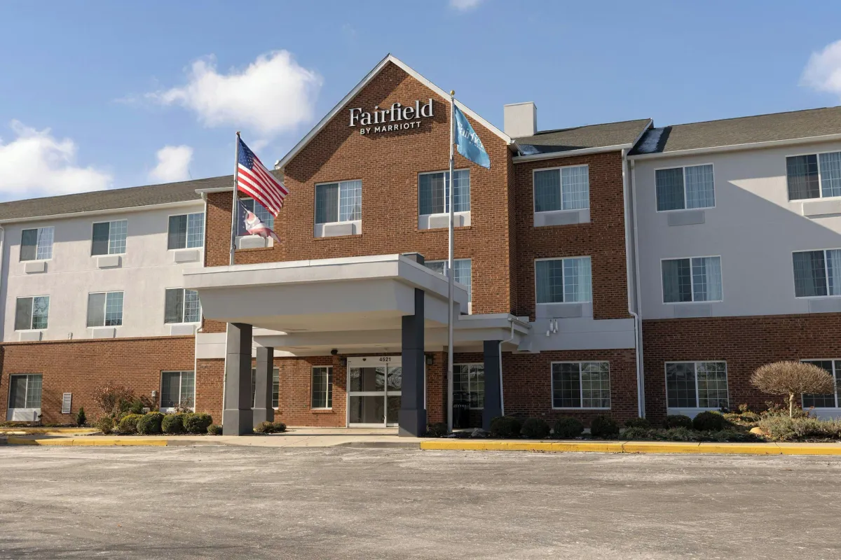 Image of Fairfield Inn and Suites by Marriott Cincinnati Eastgate
