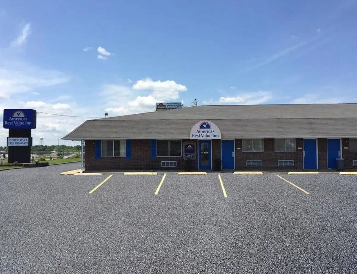 Image of Americas Best Value Inn Sullivan