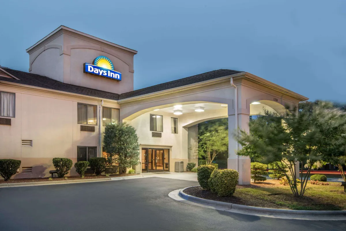 Image of Days Inn by Wyndham Burlington East