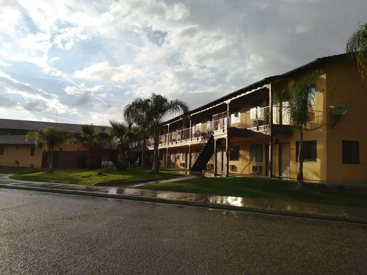 Image of Best Economy Inn & Suites