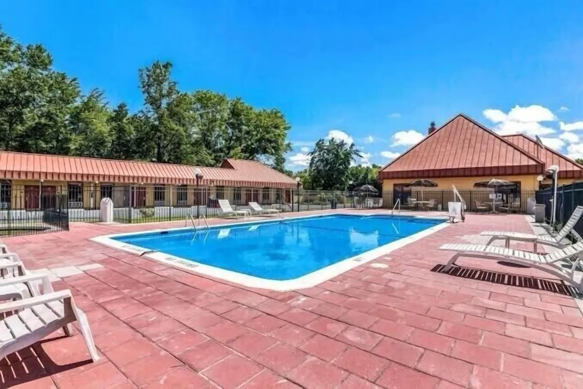 Image of Econo Lodge Pocomoke City Hwy 13