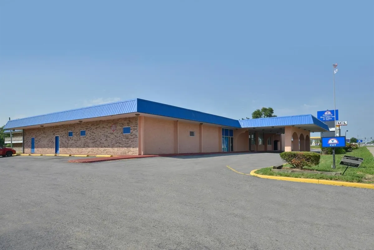 Image of Americas Best Value Inn & Suites Kansas City