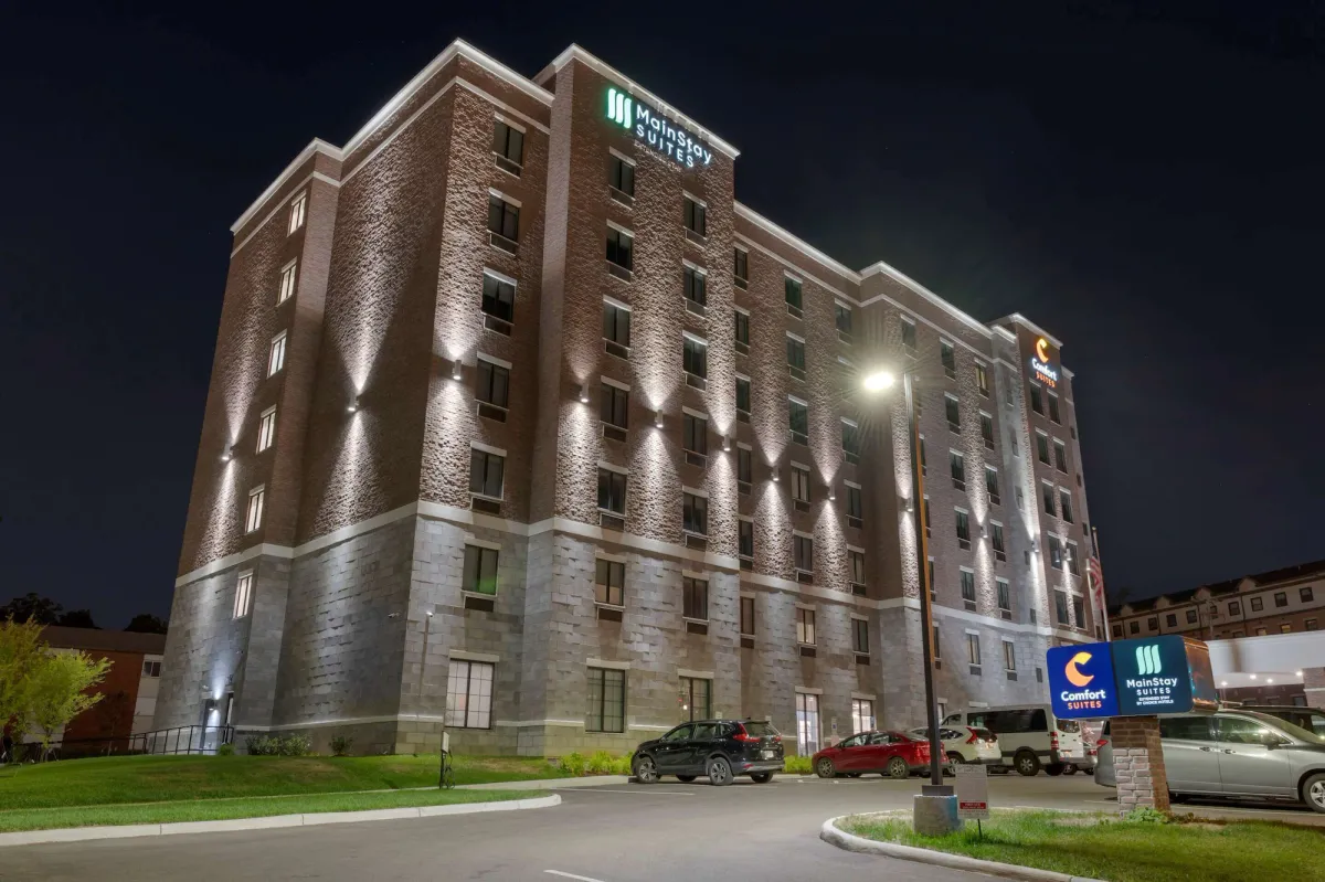 Image of Comfort Suites Cincinnati University - Downtown