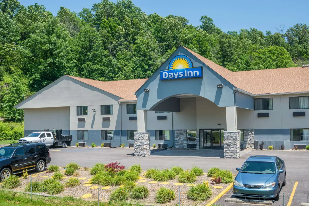 Image of Days Inn by Wyndham Ashland