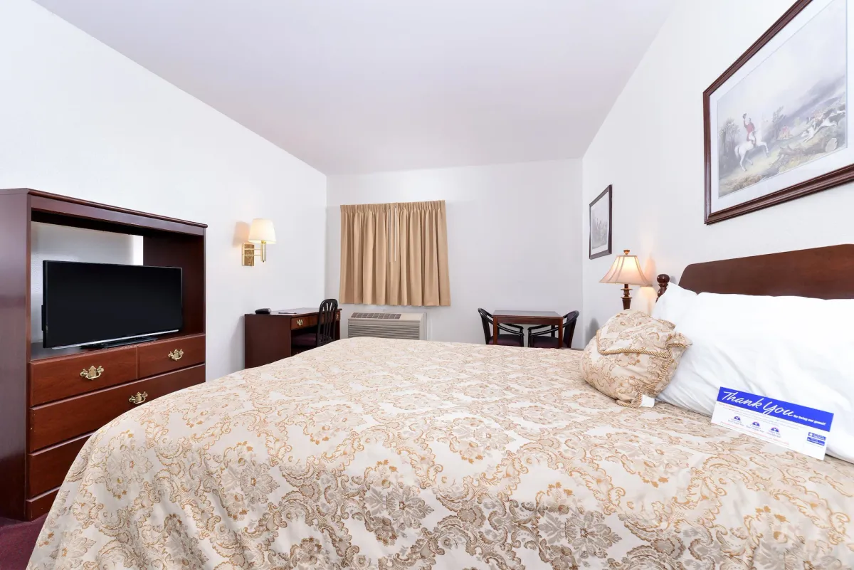 Image of Americas Best Value Inn Somerville Texas