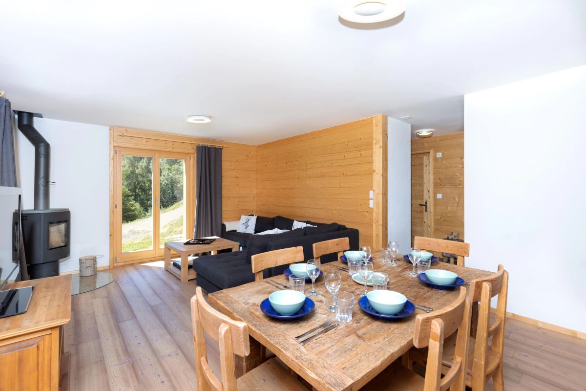 Image of Chalet Le Cerf - NEW Build, Stylish Stay