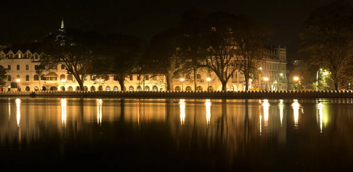 Image of Queen's Hotel