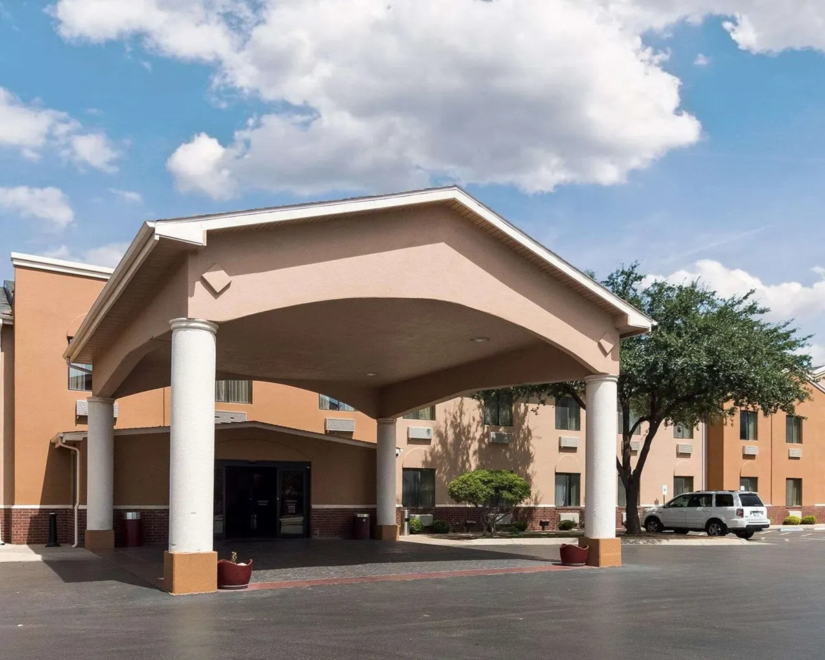 Image of Quality Suites Midland North Loop 250
