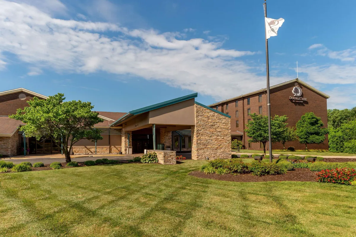 Image of DoubleTree by Hilton Collinsville/St.Louis