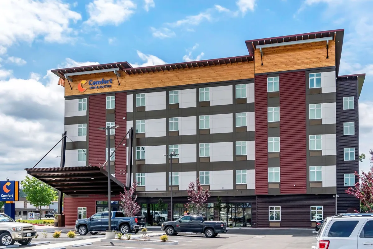 Image of Comfort Inn & Suites Lakewood by JBLM