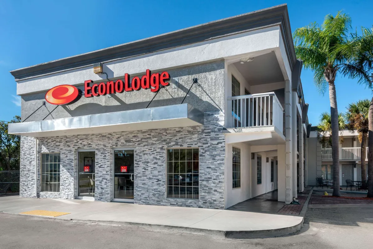 Image of Econo Lodge Airport - RJ Stadium