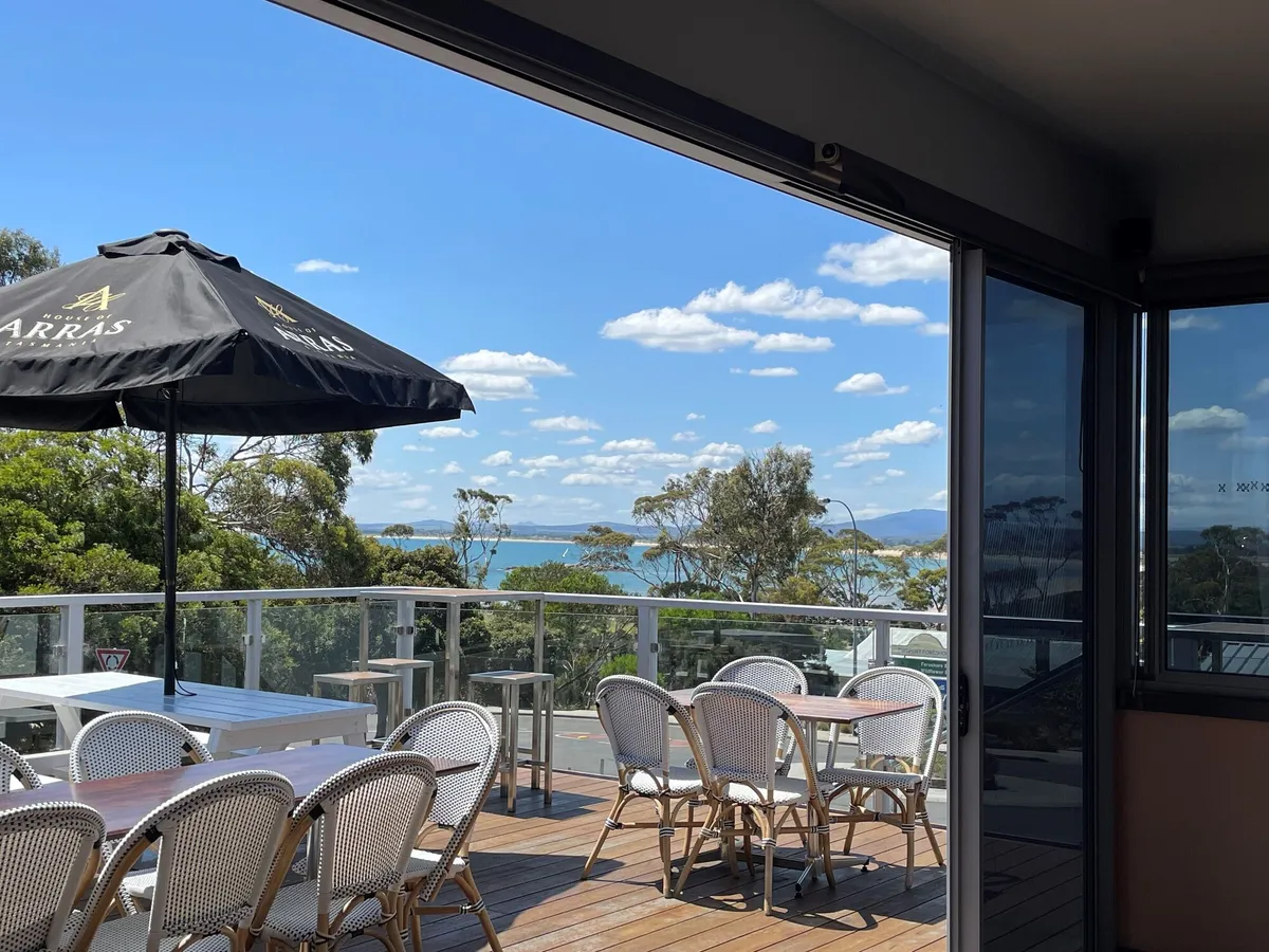 Image of Bridport Bay Inn