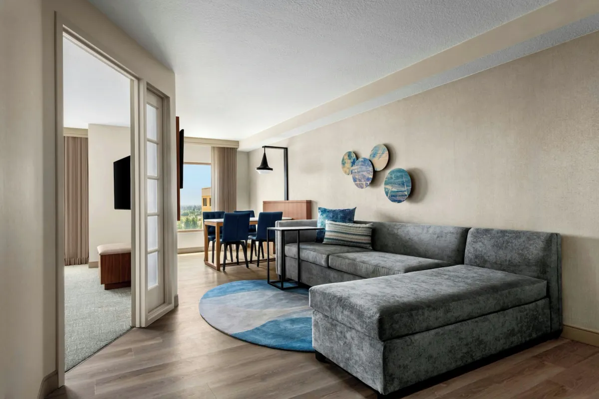 Image of Anaheim Marriott Suites