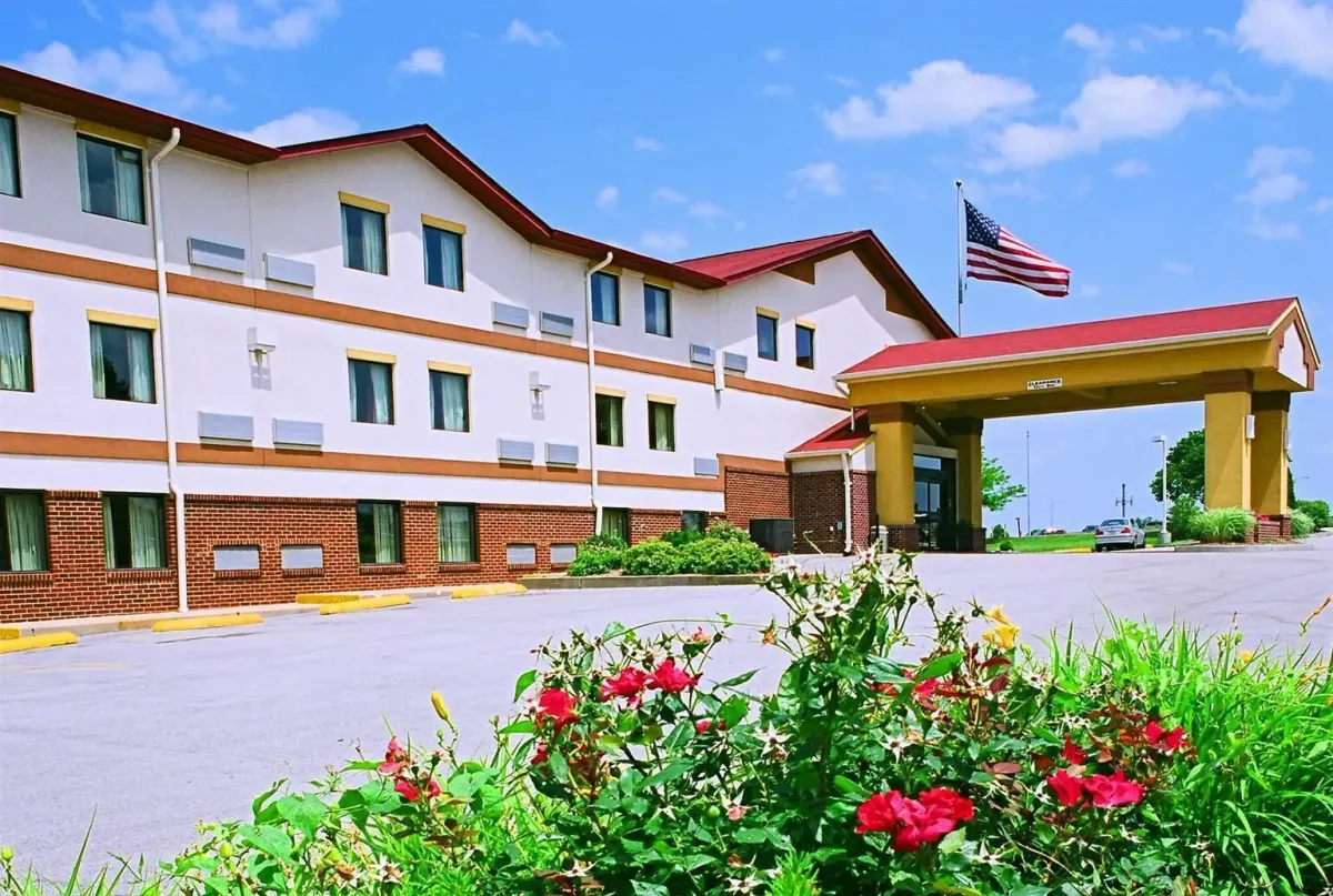 Image of Americas Best Value Inn St. Louis South