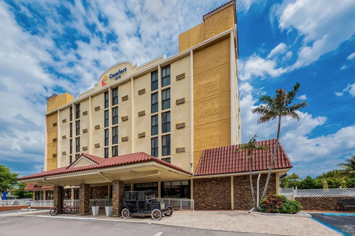 Image of Comfort Inn Oceanside Deerfield Beach