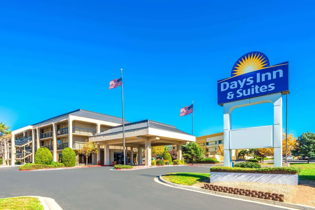 Image of Days Inn & Suites by Wyndham Albuquerque North