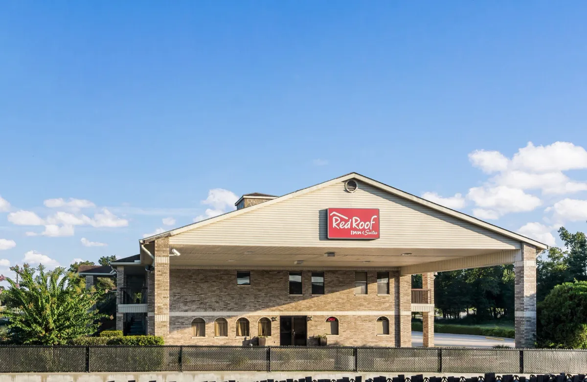 Image of Red Roof Inn Conroe North - Willis