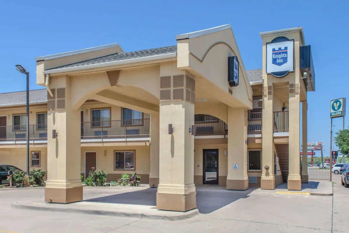 Image of Knights Inn - Forest Hill, TX