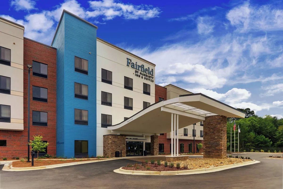 Image of Fairfield Inn & Suites by Marriott Asheville Weaverville